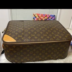 ‼️LV PEGASE 45 ROLLER LUGGAGE MONOGRAM‼️